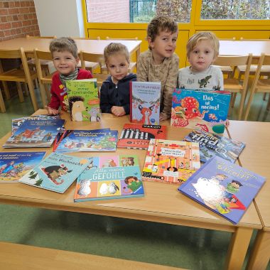 Viele neue Bücher